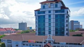 Balai Kota 1