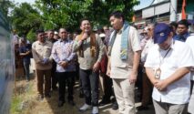 Menteri Perumahan Dan Kawasan Permukiman (Pkp) Maruarar Sirait Bersama Wakil Ketua Komisi V Dpr Ri Andi Iwan Darmawan Aras