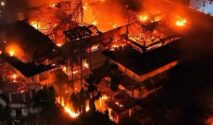 Gedung Dprd Makassr Dibakar