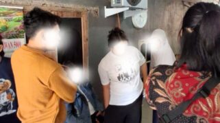 Polisi Amankan Empat Emak-Emak Diduga Judi Kartu Dan Uang Tunai Rp3,5 Juta C03Bf309 31Db 4C66 A2E2 136Ed40141Bd