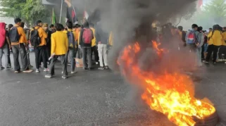 Demo Mahasiswa Di Makassar Tolak Kebijakan Tidak Pro Rakyat 1756110662492 169 E1756132316334