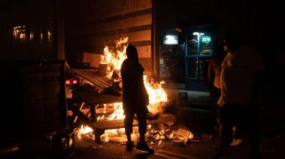 Penjarahan Bisa Dipidana 12 Tahun Penjara Hingga Hukuman Mati Images 1 5