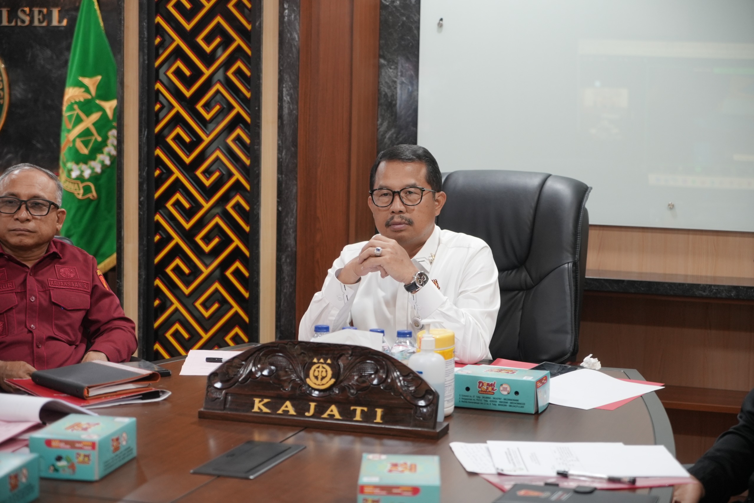 Pelaku Penganiayaan Di Sinjai Dihukum Bersihkan Masjid Selama Tiga Minggu 1000337834