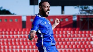 67445 Striker Arema Fc Dalberto Melakukan Selebrasi Usai Membobol Gawang Madura United