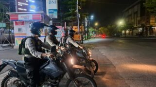 Cegah Kejahatan, Satsamapta Polres Pelabuhan Makassar Intensifkan Patroli Malam Img 20251020 Wa0018