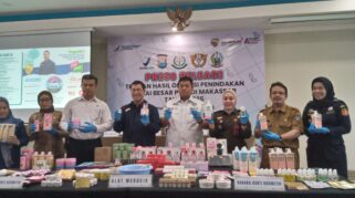 Pemilik Toko Skincare Di Sidrap Diduga Jual Kosmetik Ilegal Senilai Ratusan Juta Img 20251027 Wa0005