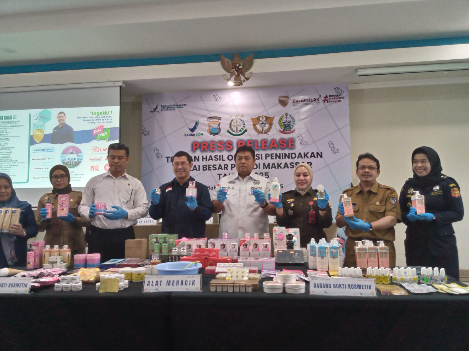 Pemilik Toko Skincare Di Sidrap Diduga Jual Kosmetik Ilegal Senilai Ratusan Juta Img 20251027 Wa0005