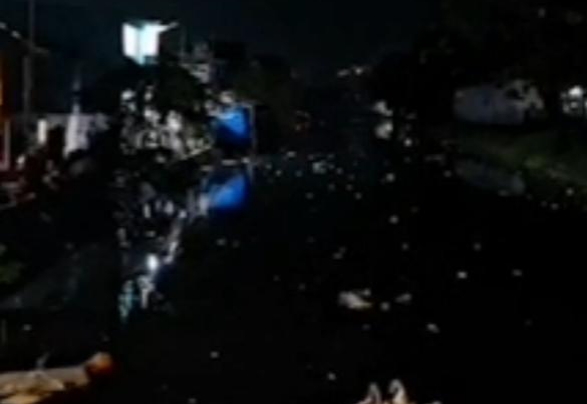 Dua Kelompok Pemuda Di Makassar Kembali Tawuran, Saling Serang Menggunakan Petasan Img 20251028 230656