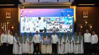 Berbagi Kebahagiaan Di Hari Jadinya, Pelindo Regional 4 Santuni 1.150 Anak Yatim Whatsapp Image 2025 10 01 At 12.03.53