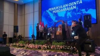 8F6De884 Fabf 467F B014 14B84180D391