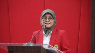 Dekan Fakultas Hukum Unhas Prof Farida Patittingi1