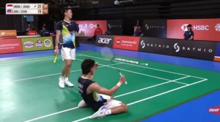 Raymond/Joaquin Menumbangkan Pasangan Unggulan Kedua Asal Malaysia, Goh Sze Fei/Nur Izzuddin, Dengan Skor Meyakinkan 21-15, 21-15 Pada Semifinal Di Quaycentre Arena, Jumat (21/11/2025).