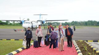 Pemerintah Provinsi Sulawesi Selatan Bersama Pemerintah Kabupaten Bone Resmi Memulai Proses Pembebasan Lahan Untuk Rencana Perpanjangan Landasan Pacu (Runway) Bandara Arung Palakka Di Desa Mappalo Ulaweng, Kecamatan Awangpone, Kabupaten Bone.