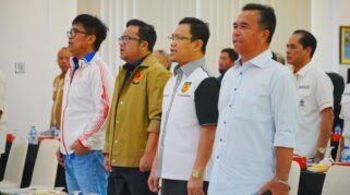 Ketua Komite Olahraga Nasional Indonesia (Koni) Sulawesi Selatan, Darmawangsyah Muin, Resmi Membuka Musyawarah Provinsi (Musprov) Federasi Olahraga Karate-Do Indonesia (Forki) Sulawesi Selatan Di Aula Cemara, Palantikang, Kabupaten Gowa, Kamis (27/11/2025).