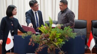 Wali Kota Makassar Munafri Melakukan Pertemuan Strategis Dengan Mlit (Ministry Of Land, Infrastructure, And Transportation) Di Jepang, Untuk Membahas Kerjasama, Khususnya Terkait Pengembangan Program Smart Island Project Di Pulau Barrang Lompo.