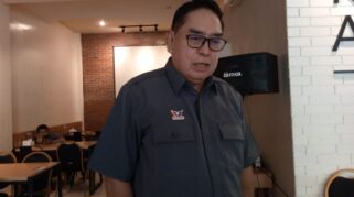 Ketua Perindo Sulsel Menyebut Rencananya Mengadakan Kegiatan Retret Bagi Kader Perindo. “Saya Mau Retret. Di Sini Dibuka, Dari Sini Naik Kereta Ke Kabupaten Barru. Saya Olah Seperti Semi-Militer Di Sana,” Katanya.
