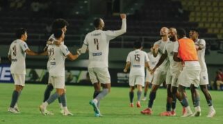 Selebsrasi Pemain Psm Usai Merayakan Gol Kala Menghadapi Persis Solo Pada Pekan 14 Super League 2025-2026 Di Stadion Manahan Solo, Sabtu (29/11/2025. (Foto: Psm Makassar)