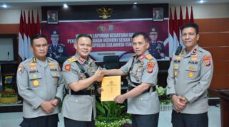 Polda Sulteng Menggelar Kegiatan Paparan Laporan Kesatuan Dan Penandatanganan Memori Serah Terima Jabatan Kapolda Sulawesi Tengah, Bertempat Di Aula Rupatama Polda Sulteng, Senin (3/11/2025). (Dok. Bidhumas Polda Sulteng)