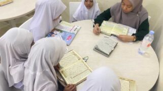 Siswa Ranu Harapan Islamic School Mengikuti Proses Belajar. (Istimewa)