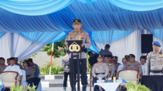 Kapolri Jenderal Listyo Sigit Prabowo Memimpin Apel Kesiapan Tanggap Darurat Bencana Di Lapangan Mako Brimob Polri, Kelapa Dua, Depok, Jawa Barat, Rabu (5/11/2025). (Dok. Tbnews)