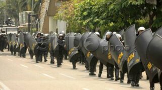 Ribuan Polisi Kawal Demo Di Istana Dan Balai Kota Dki Jakarta Ygj Thumb