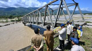 Presiden Prabowo Subianto Meninjau Langsung Lokasi Terdampak Banjir Di Kutacane, Aceh Tenggara Senin (01/11/2025).