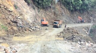 Alat Berat Dikerahkan Membuka Akses Ke Wilayah Terisolir Di Aceh. (Foto: Bnpb Aceh)