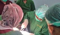 Dokter Unhas Selamatkan Ibu Hamil Di Pidie. (Foto: Unhas)